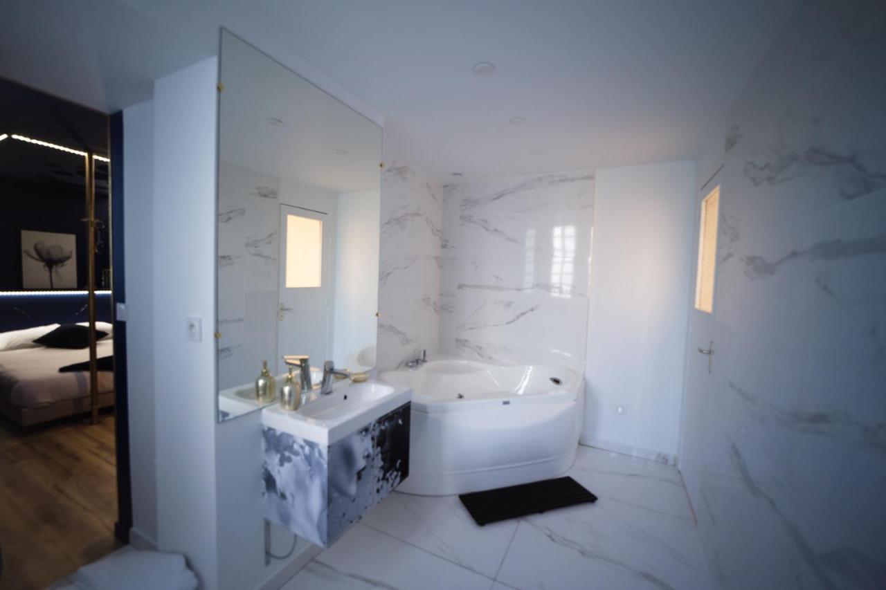 Suite 50 Nuances Avec Balneotherapie Pour 2 Καν Εξωτερικό φωτογραφία